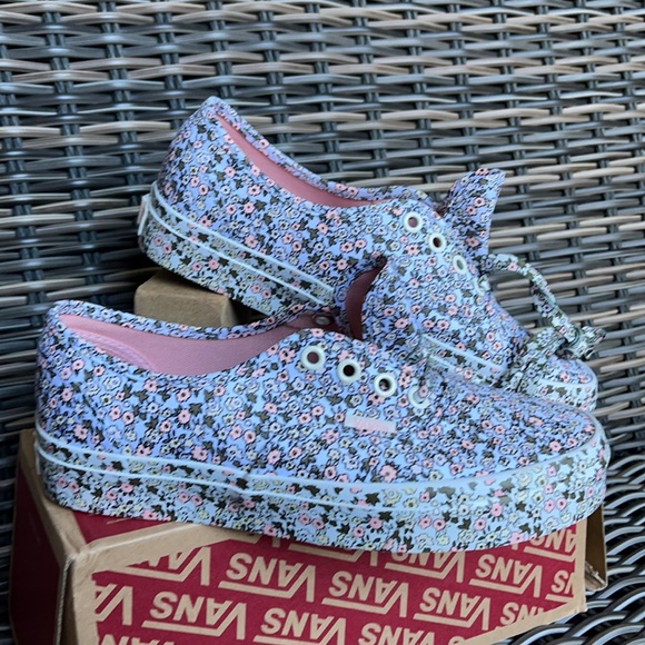 Vans Authentic Mono Floral Multi/Marshmallow WMNS - Picture 6 of 16